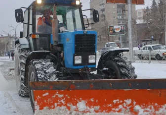 Мэр Кудрявцев: 30 дорожных машин поступят в Новосибирск до конца декабря