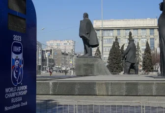 Ещё идут: когда уберут часы отсчёта до МЧМ-2023 с площади Ленина