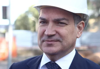 Мэр Максим Кудрявцев поздравляет с Днём строителя