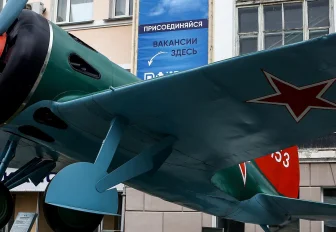 С вручением ордена Александра Невского поздравил авиазавод мэр Кудрявцев