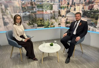 Большими картами отремонтируют проезжую часть Октябрьского моста