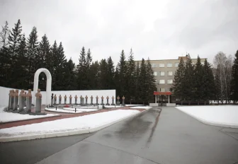 Для новосибирского военного училища строят две пятиэтажные казармы