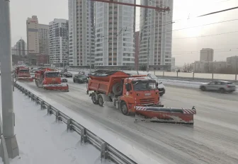 В режиме аврала: хроника зимней уборки дорог в Новосибирске