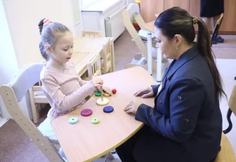 Новый проект по методике Монтессори запустили в центре «Заря»