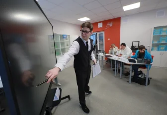 Научные проекты презентуют школьники на конкурсе «Высший пилотаж»