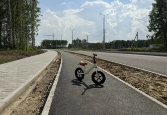 Тротуары и велодорожки строят для микрорайона «Клюквенный» в Новосибирске