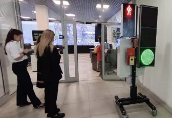 «Зелёная волна» ускорила поток на Красном проспекте
