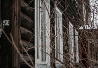 Квартиры в трёх деревянных двухэтажках выкупит мэрия в Новосибирске