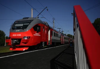 Уехать из центра Новосибирска после салюта 9 мая можно на электричке