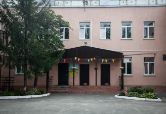 Новый фасад от депутатов: детсад на улице 1905 года сменил внешний облик