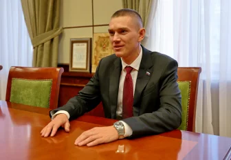Герой России Егор Захаров стал замглавы молодёжного департамента региона