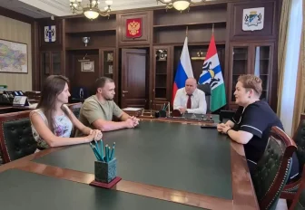 Новосибирец приехал в отпуск с СВО, чтобы сыграть свадьбу