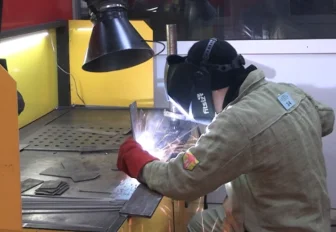 Искромётные лайфхаки получают новосибирцы на конкурсе сварщиков