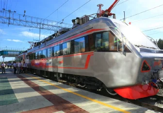 Расписание новосибирских электричек изменится в майские праздники