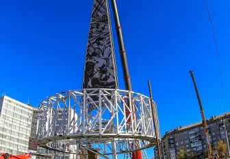 Зюганов поздравил новосибирцев с открытием стелы на площади Калинина