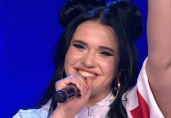 Девушка из Новосибирска спародировала Бьянку на телешоу «Ярче звёзд»