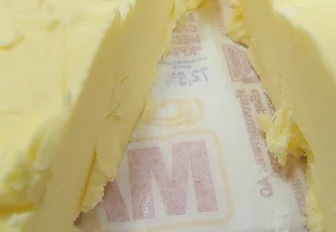 Полторы тонны «молочки» сняли с продажи в Новосибирской области