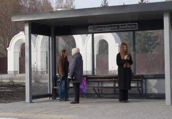 Мэр Кудрявцев поручил за месяц отмыть остановки в Новосибирске