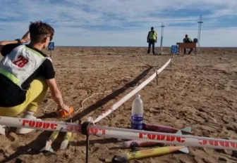 Лицеисты из Новосибирска запустили ракету на соревнованиях на Байконуре