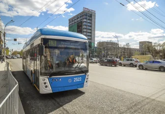 Мэр Кудрявцев поручил отмыть общественный транспорт Новосибирска