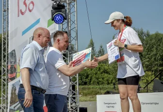 Благотворительный забег устроили в День железнодорожника в Новосибирске 