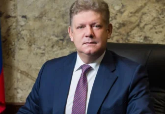 Полпред Серышев поздравляет сибиряков с 80-летием Победы