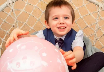 Деньги на лечение сына собирает астрофотограф из Новосибирска