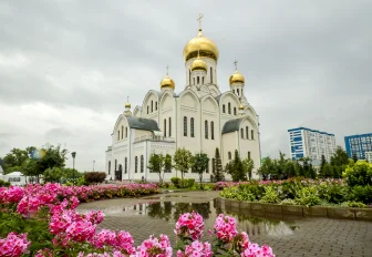 Праздник веры и милосердия: День крещения Руси отметили в Троицком сквере