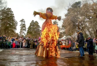 Как смастерить чучело Масленицы своими руками