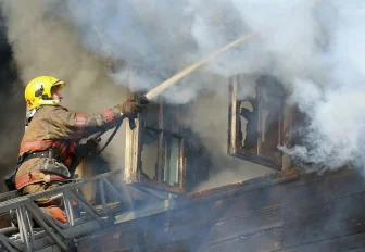 Непогашенные окурки устроили полсотни пожаров в Новосибирске