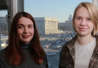 Психологи из Новосибирска бесплатно помогают молодым мамам с депрессией