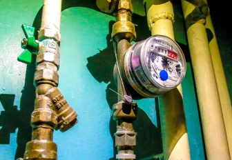 Как установить счётчик в муниципальной квартире — горячий телефон