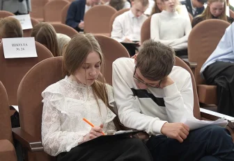 Знание прав потребителей проверили у новосибирских школьников