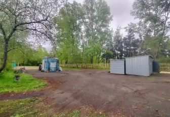 Строительный городок установили рядом со школой на Выборной
