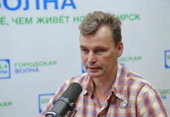 Секреты своего мастерства раскрыл новосибирский микроминиатюрист Анискин