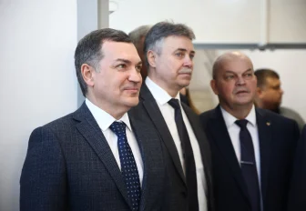 Мэр Кудрявцев открыл новый корпус экономического лицея на Крылова