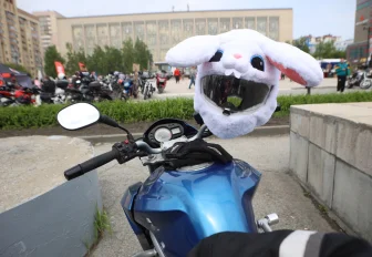 Новосибирских водителей просят быть внимательнее к мотоциклистам