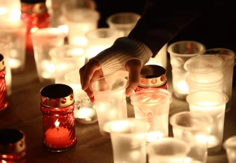 Свечи в память о погибших бойцах спецоперации зажгут новосибирцы