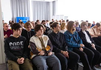 Победителей кибертурнира «Неизвестная война» наградили в Новосибирске