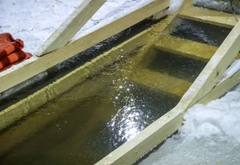 Роспотребнадзор проверил воду в крещенских купелях Новосибирска