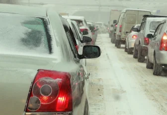 Пахнет жвачкой: как выбрать безопасную «незамерзайку» для автомобиля