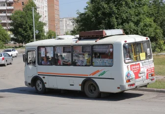 Первые сезонные автобусы повезут новосибирцев на дачи 18 апреля