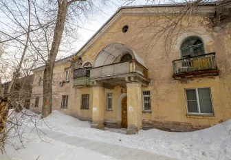 74-летнему общежитию на Серафимовича отказали в исторической ценности