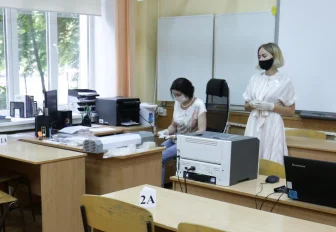 102 школьных класса отправили на карантин из-за COVID-19 в Новосибирске