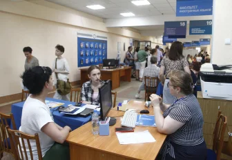 Приёмная кампания: больше 2500 абитуриентов уже подали документы в НГПУ