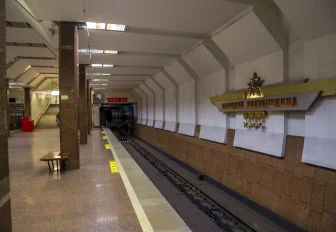 Что делать, если упал на рельсы в метро