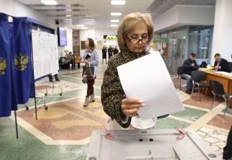 Первый день голосования: репортаж с избирательного участка в Новосибирске