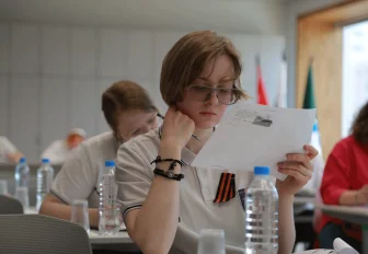 В школах Новосибирска зазвучат патриотические мелодии вместо звонков