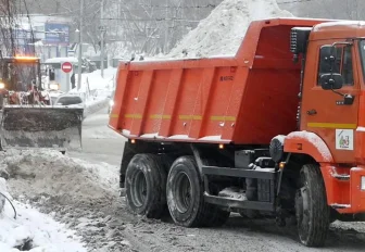 Водителям ДЭУ в Дзержинке приходится работать по 12 часов в сутки