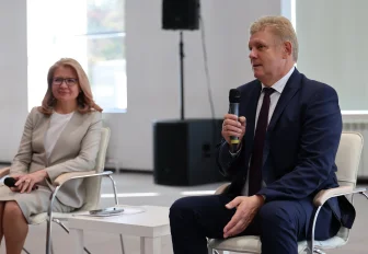 Вклад НГУАДИ в преображение городской среды оценил полпред Серышев